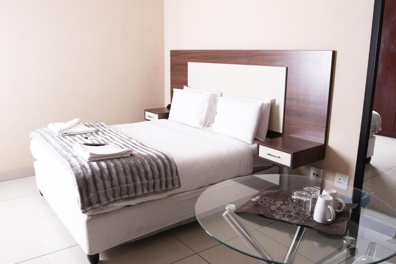 Eagle Nest Luxury Accommodation Roodepoort Exterior photo